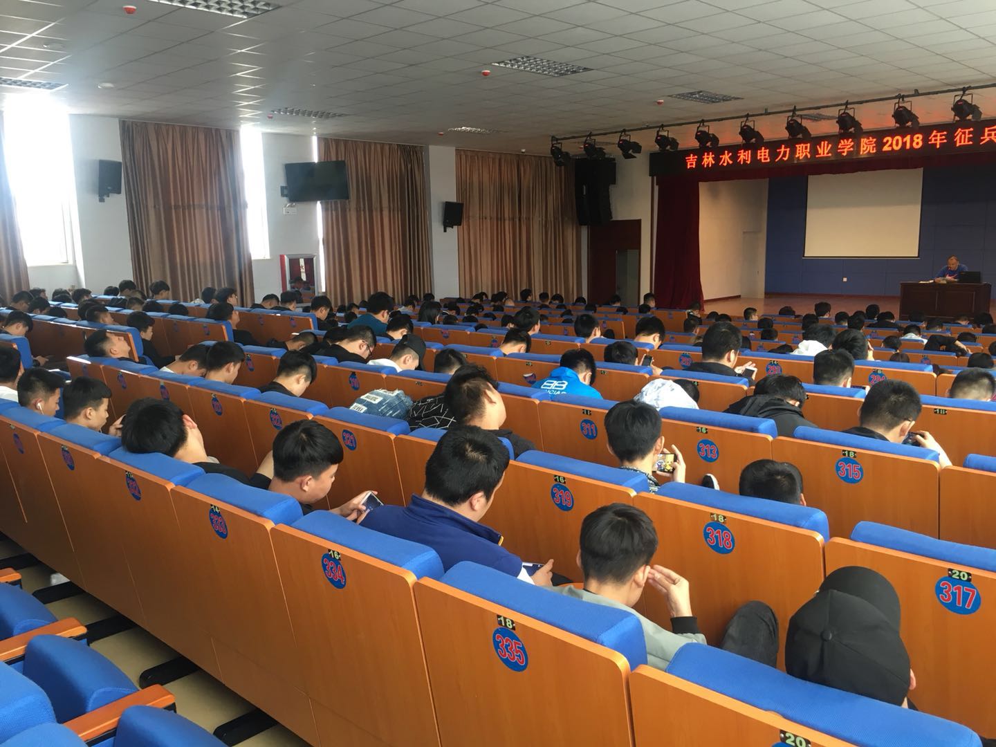 微信图片_20180614102113.jpg 微信图片_20180614102113.jpg